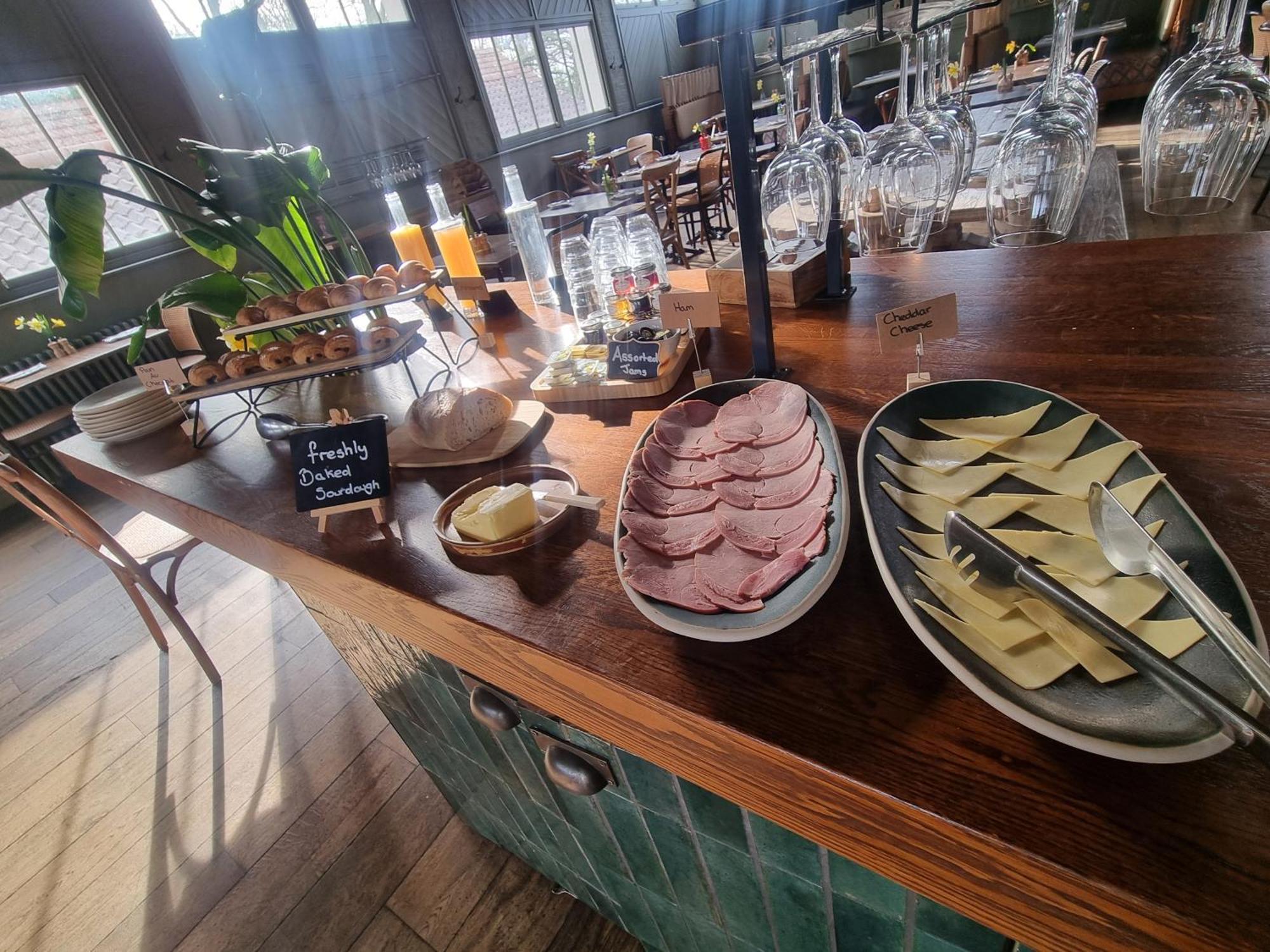The Ridings At Theobalds Park 호텔 Goff's Oak 외부 사진